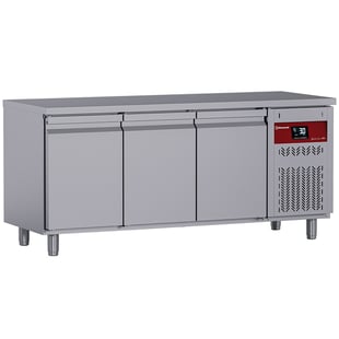 Diamond | Geventileerde koeltafel, 3 deuren GN 1/1, 405 Lit. | DT178/P9H