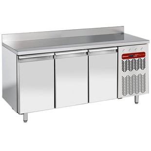 Diamond |  Wand  koeltafel, geventileerd, 3 deuren EN 600x400, 550 liter | TP3N/HA-R2